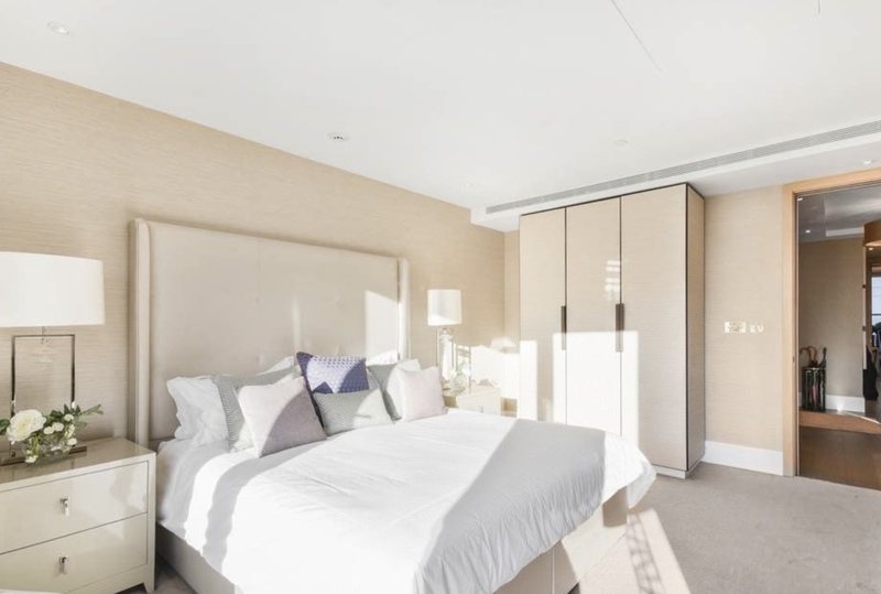 Second bedroom with fitted wardrobes