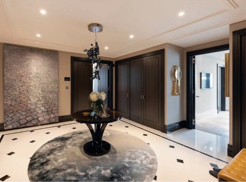 Entrance hall with round table