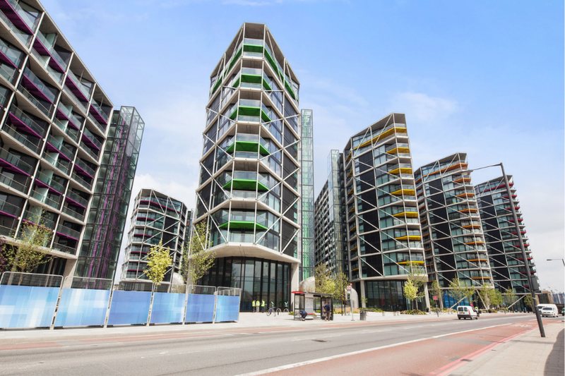Riverlight Quay towers