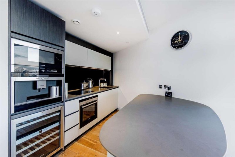 Kitchen with oval dining table