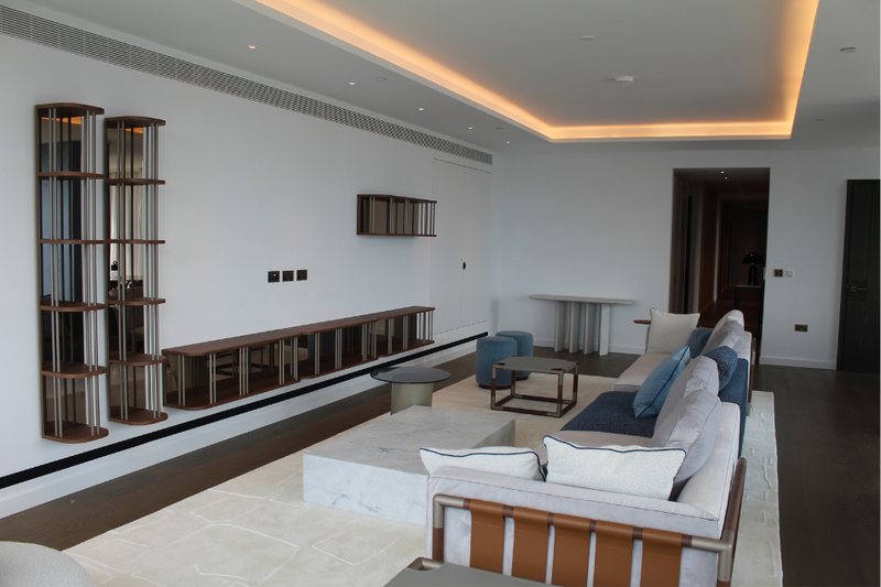 Reception room with fitted shelving